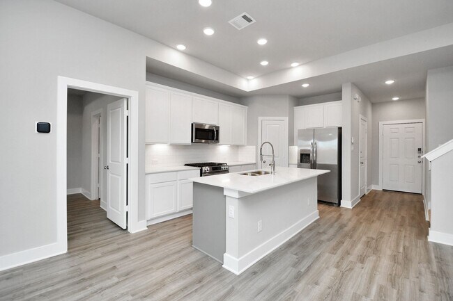 Building Photo - 21023 Treasure Gate Ln