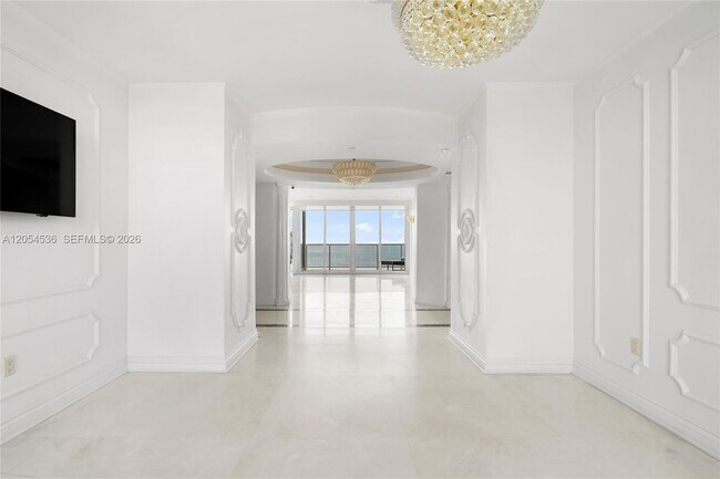 Building Photo - 19111 Collins Ave