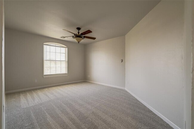 Building Photo - 22525 Lindy Terrace