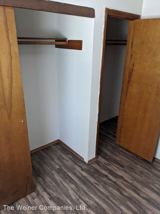 Building Photo - 310 W Washington St