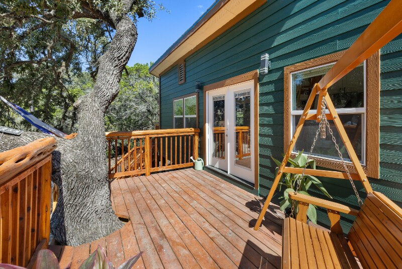 Building Photo - 105 Hi View Dr