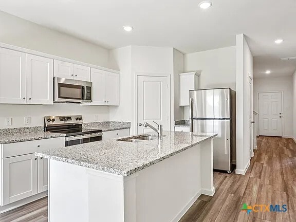 Building Photo - 152 Mullen