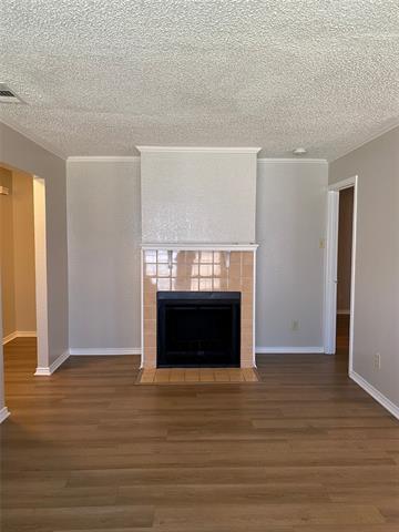 Building Photo - 1112 Valley View Dr