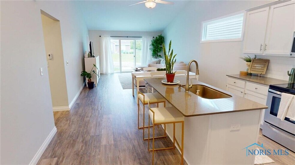 Open concept - 2143 Fieldbrook Dr