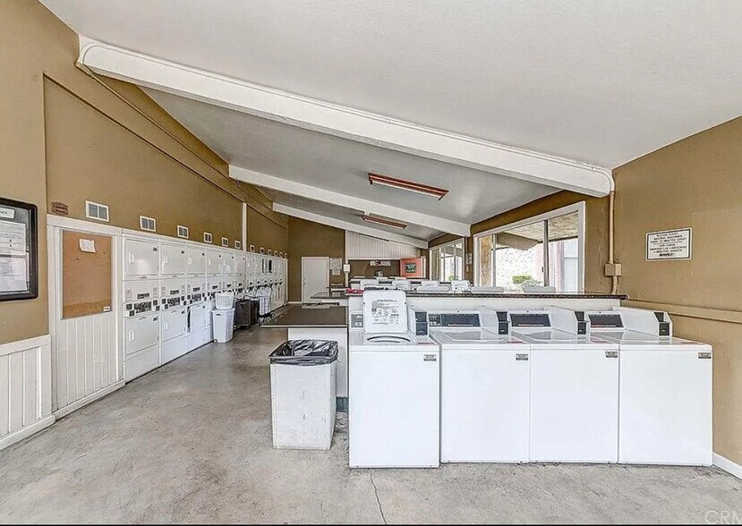Building Photo - 23316 Marigold Ave