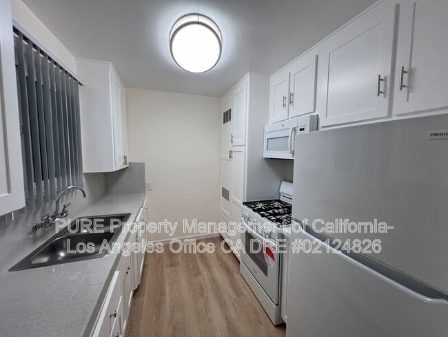 Building Photo - 4427 Murietta Ave