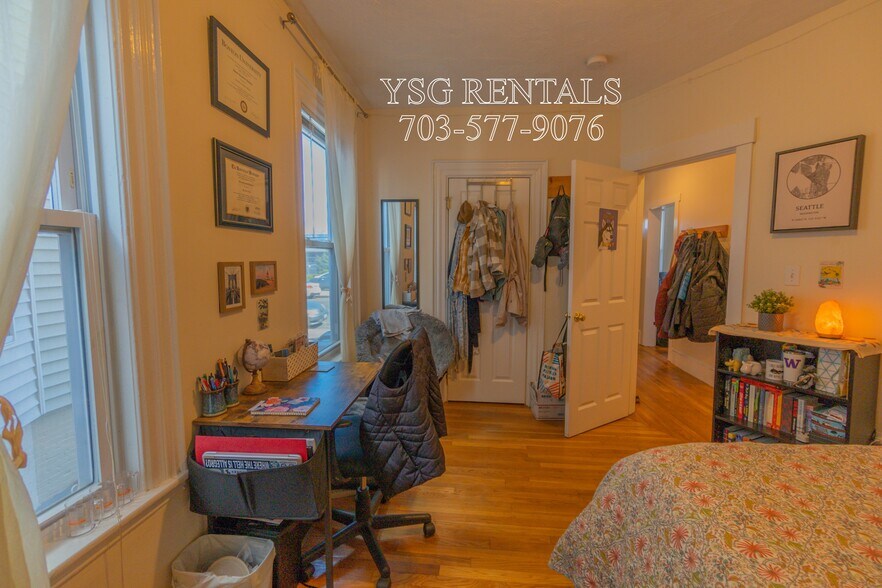 Building Photo - 364 Highland Ave