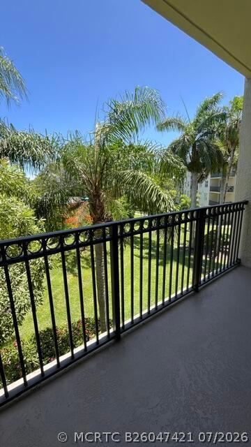 Building Photo - 26 Royal Palm Way