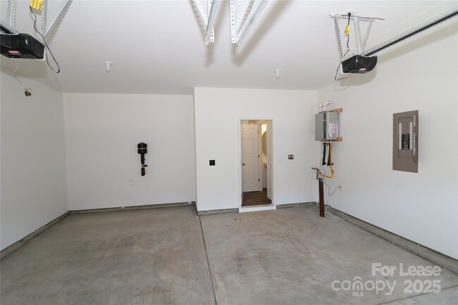 Building Photo - 11171 Argosy Dr