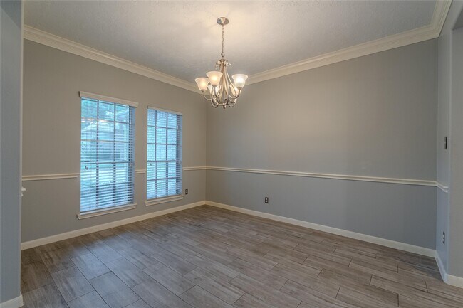 Building Photo - 13902 Stableridge Ct