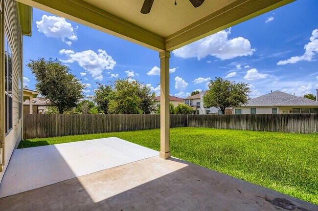 Building Photo - 3423 Shiraz Loop