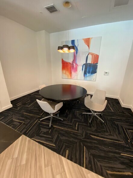 Building Photo - 2164 NE 167th St