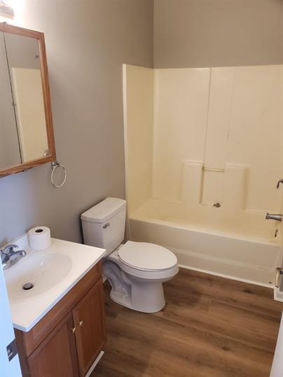 Building Photo - 110 S Webster Ave