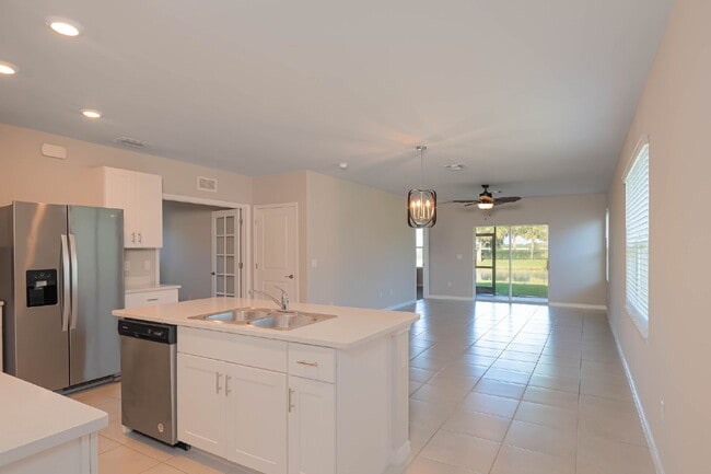 Building Photo - 18517 Cronin Sand Ln