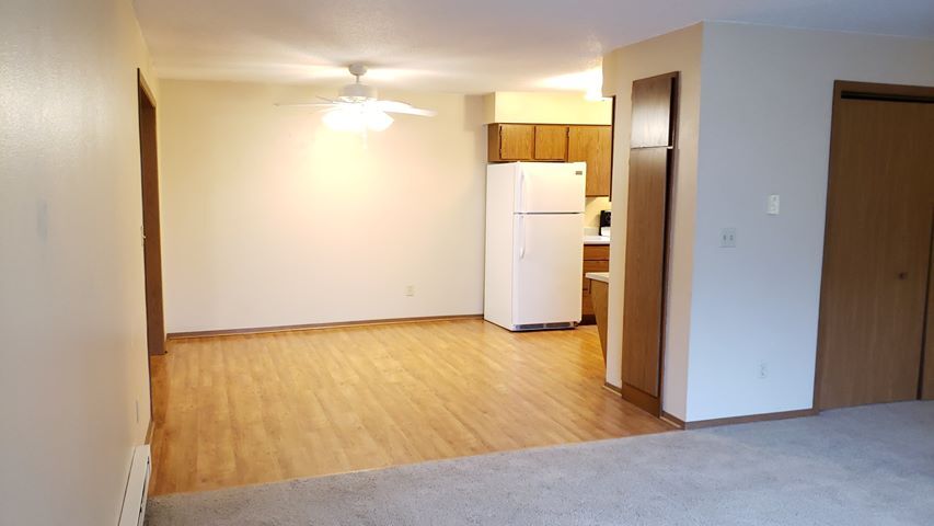 Building Photo - 1008 Dano Cir