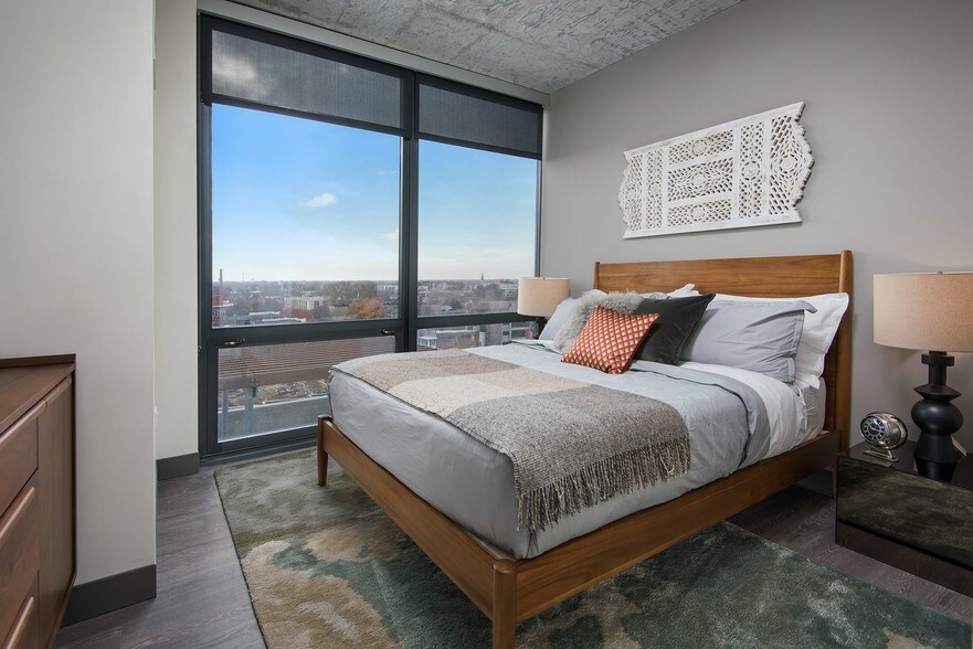 The Emerson Oak Park, IL Apartment Finder