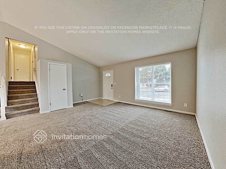 Building Photo - 21337 E Aberdeen Dr