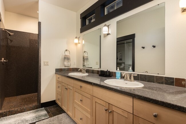 Building Photo - Furnished Northwest Crossing Craftsman in Quiet Cul-de-Sac