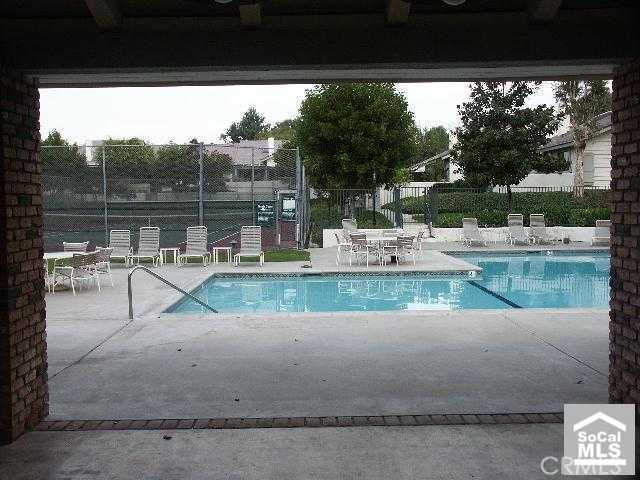 Building Photo - 1041 Regis Way