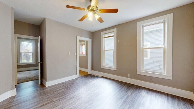 Building Photo - 6011 Pear Ave