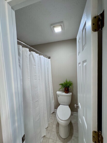 Building Photo - 808 Olde Pioneer Trail