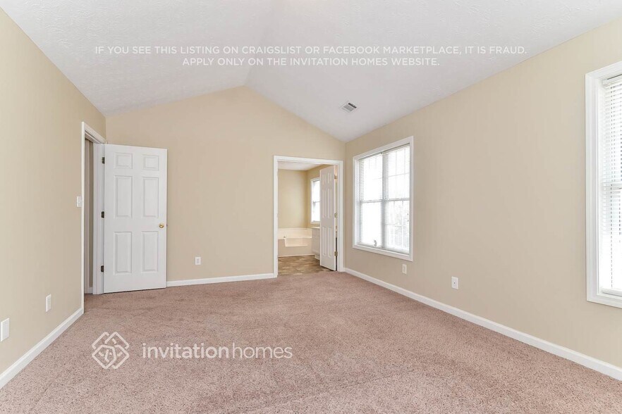 Building Photo - 548 Bellingham Dr