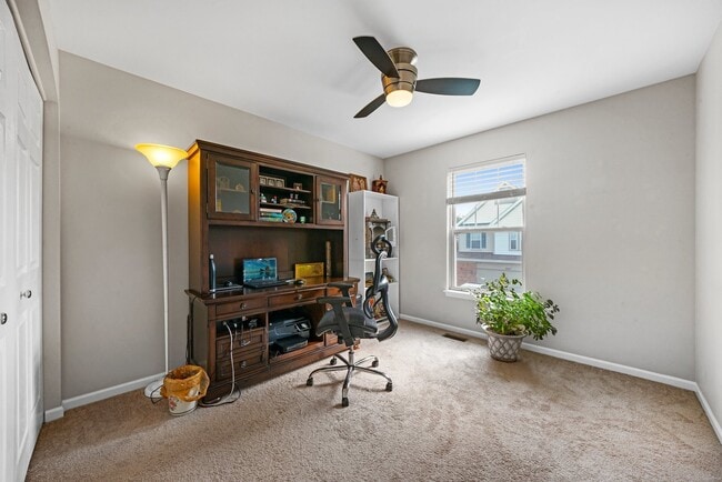 Building Photo - 2933 Saganashkee Ln