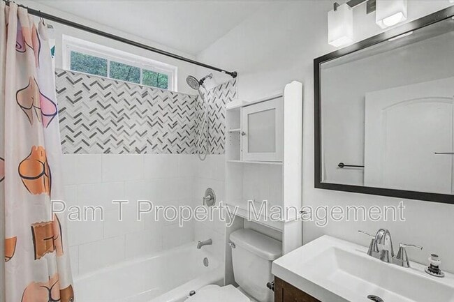 Building Photo - 1200 E 37th St