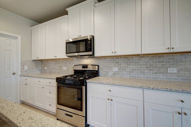 Building Photo - 1409 Eagle Ray St