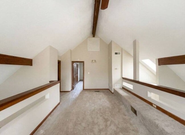 Building Photo - 1223 Dalraida Rd