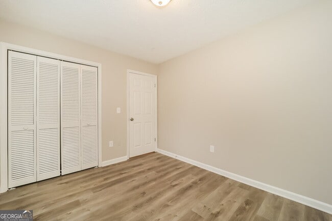 Building Photo - 1640 Clearstone Dr