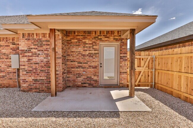 Building Photo - $500 Off First month's Rent - Modern Country Living Only Minutes From Lubbock Metro