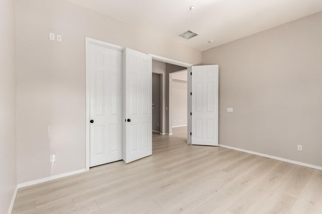 Building Photo - 4296 N 154th Ave