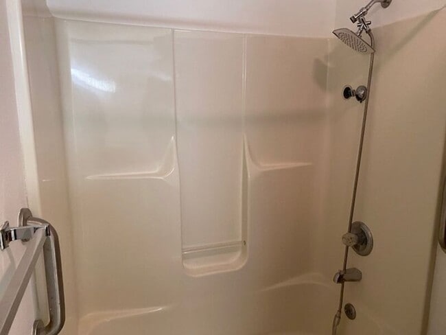 Building Photo - 339 Lewis B Moore Dr