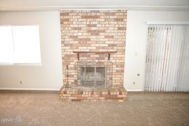 Building Photo - 10521 Gala St