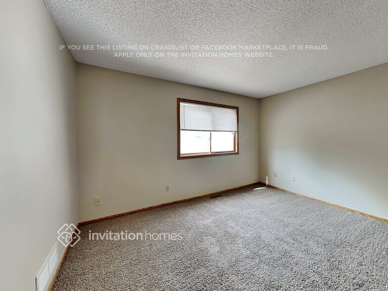 Building Photo - 2337 Windsor Ln