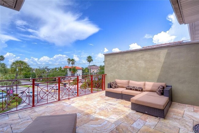 Building Photo - 4907 Bayshore Blvd