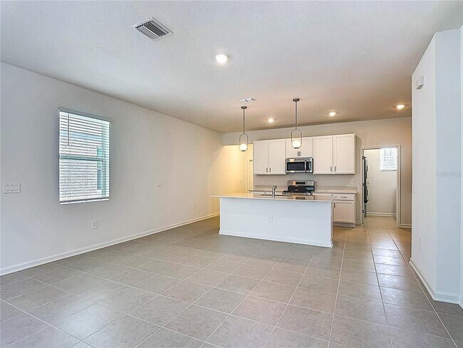 Building Photo - 1832 Bright Sky Dr