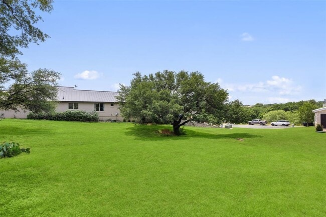 Building Photo - 151 Uplift
