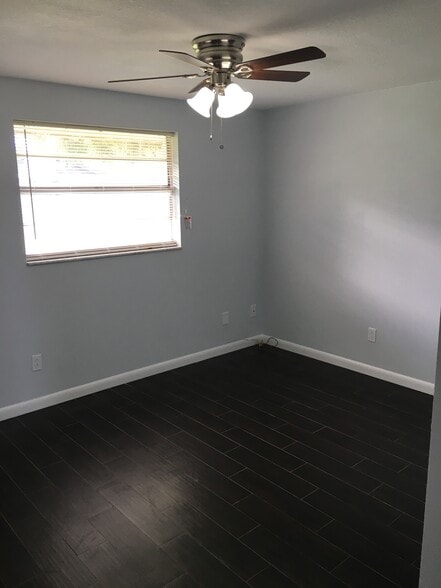 Building Photo - 7104 Hazelwood Ct