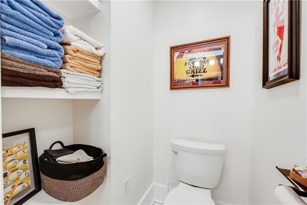 Building Photo - 45 Mortimer St SE