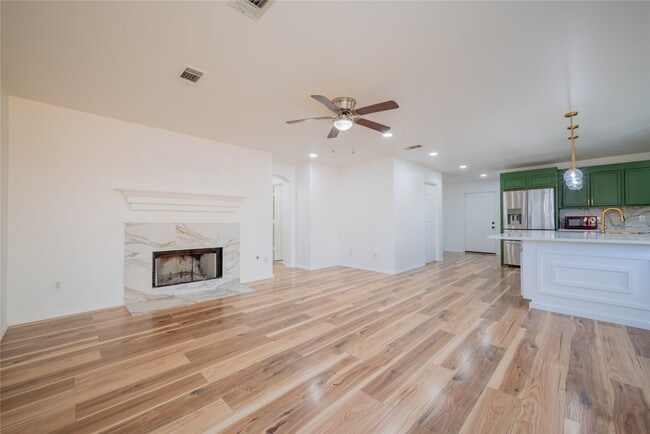 Building Photo - 7246 Wimberly Oaks Ln