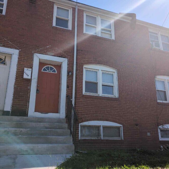 Primary Photo - 2508 N Heald St