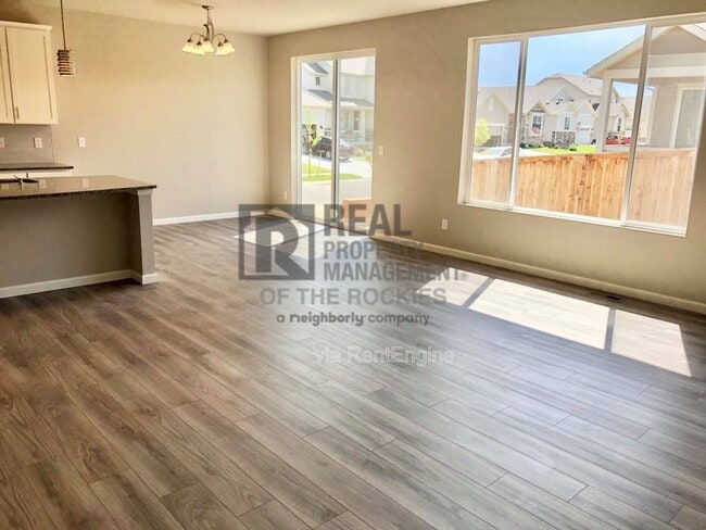 Building Photo - 501 Ranchhand Dr