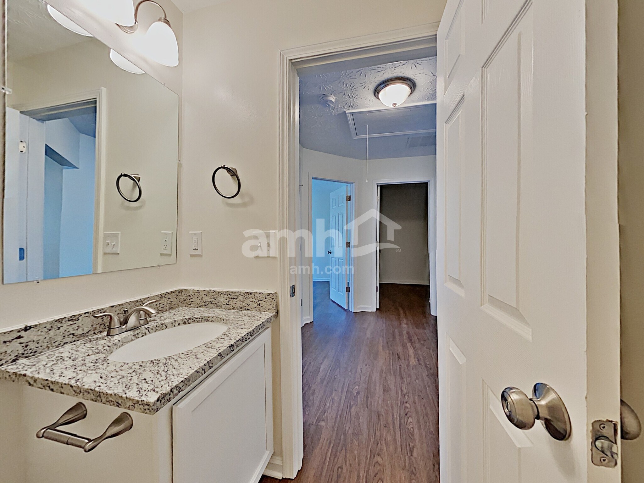 Building Photo - 3917 Abernathy Farm Way