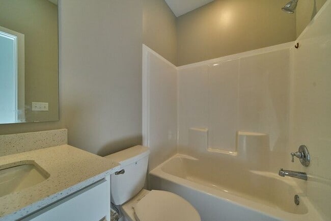 Building Photo - 5 Bedroom New Build in Camby!