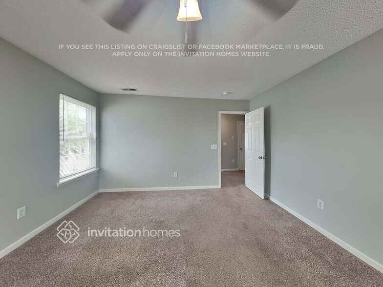 Building Photo - 1009 Fort Clapsop Ct