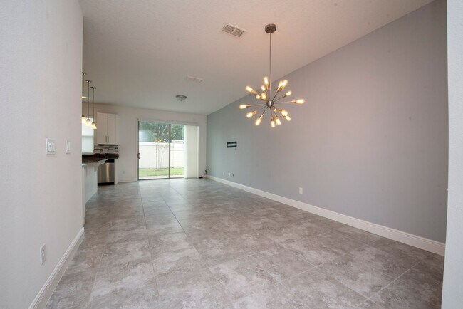 Building Photo - Two story Townhouse 2-bedroom, 2.5 bath in Eagle Creek of Lake Nona