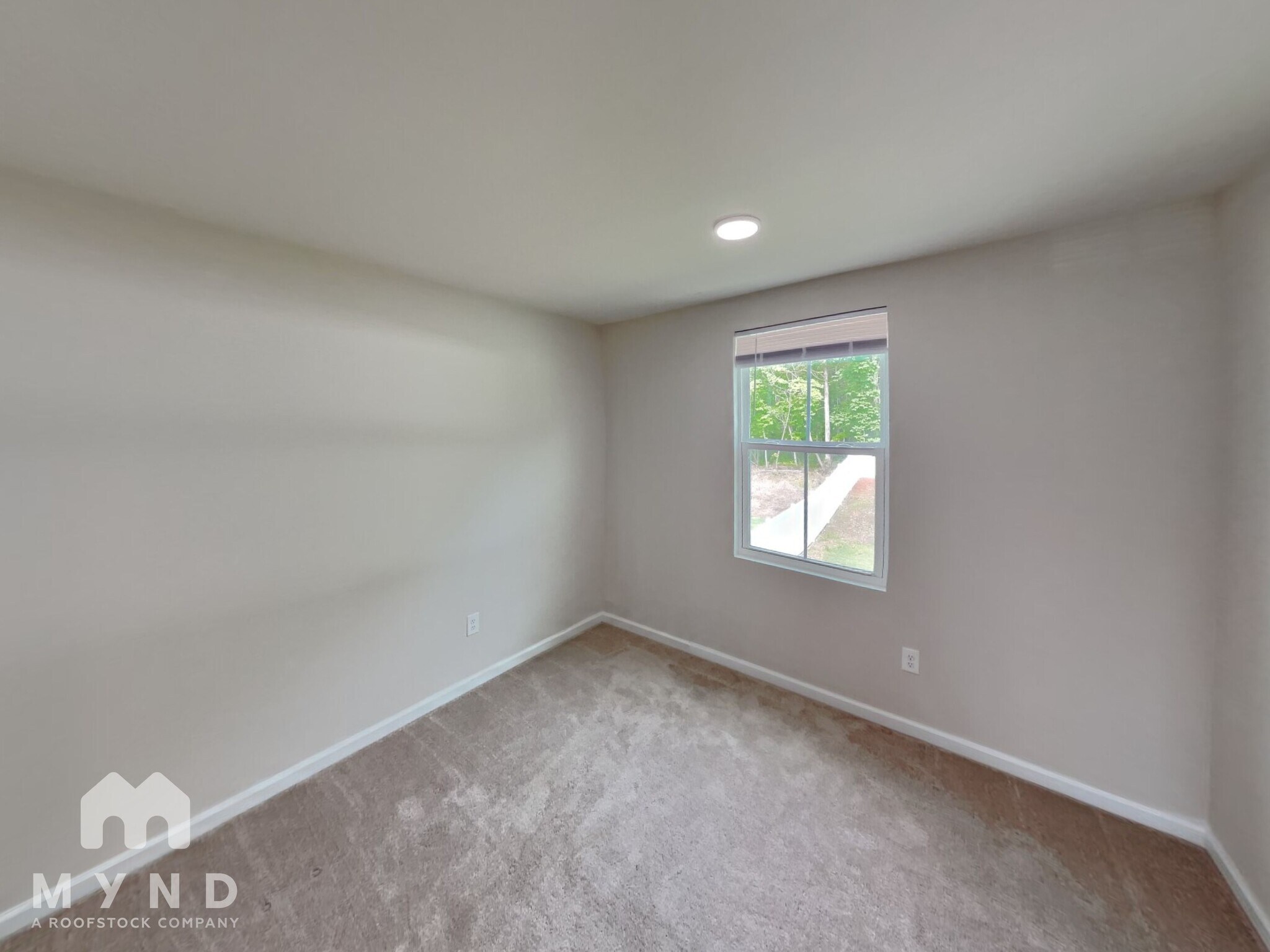 Building Photo - 661 Point Andrews Dr SW