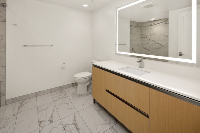 Building Photo - 1808 Minor Ave